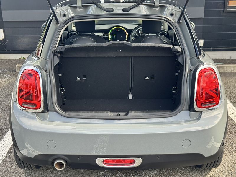 F56 MINI Cooper 3-Door Hatch LCI