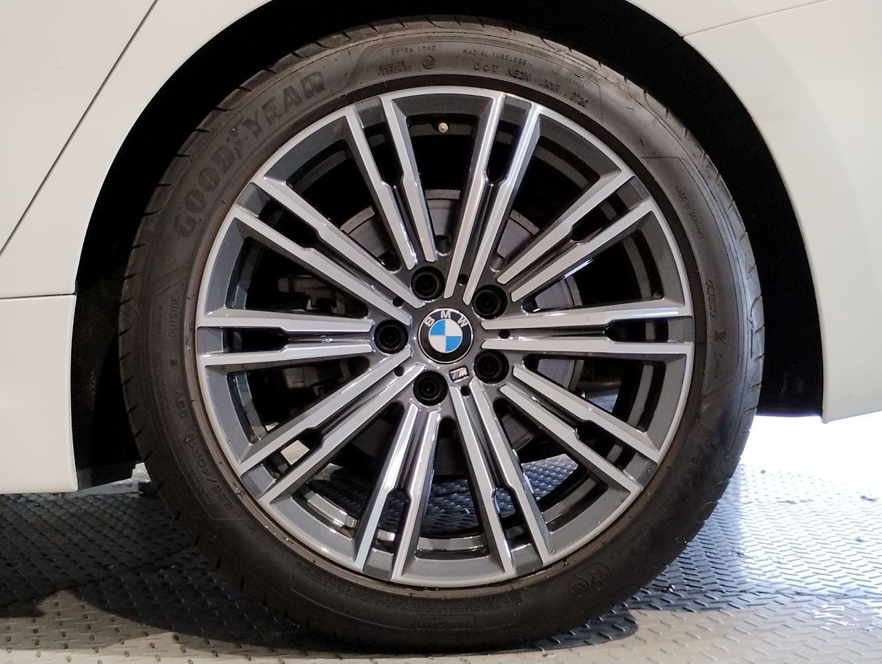G21 318i Touring