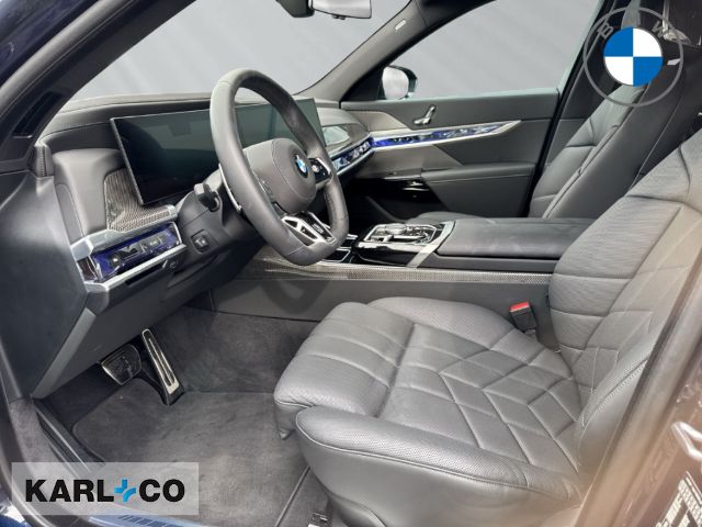 BMW 740