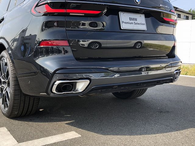 X7 xDrive40d RHD US