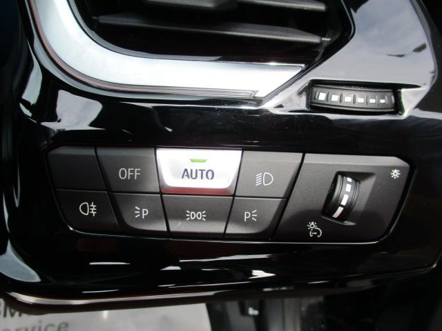 G29 z4 sDrive20i RHD