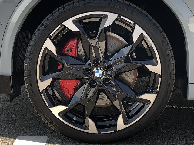 X2 M35i xDrive RHD