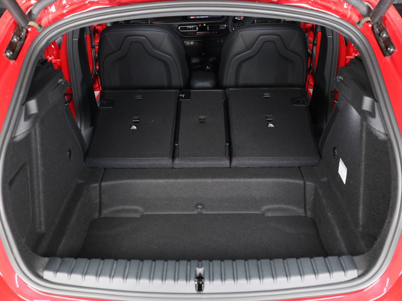 F40 118d Sports Hatch 5-door B47 2.0d