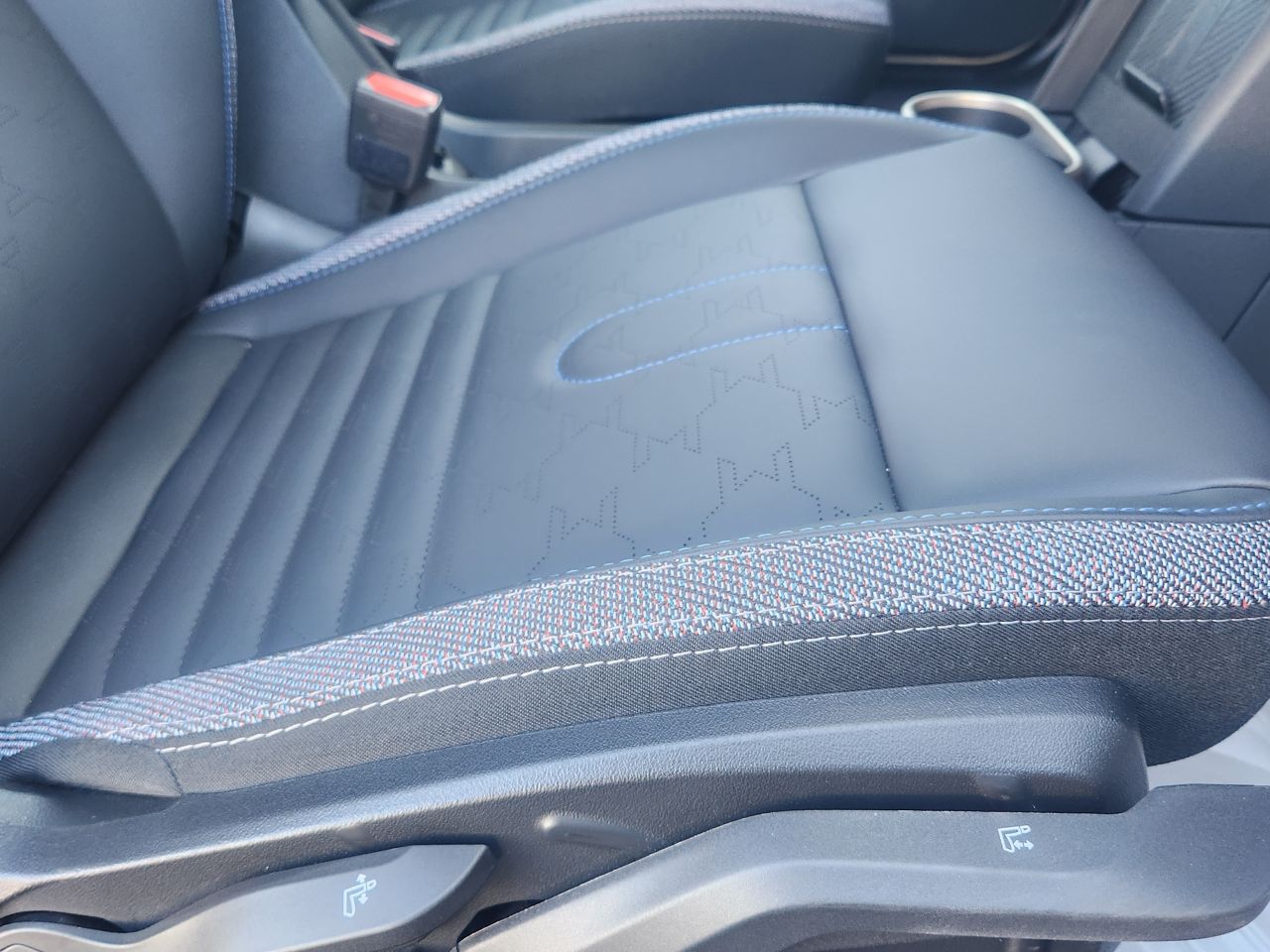 F66 MINI Cooper C 3Dr