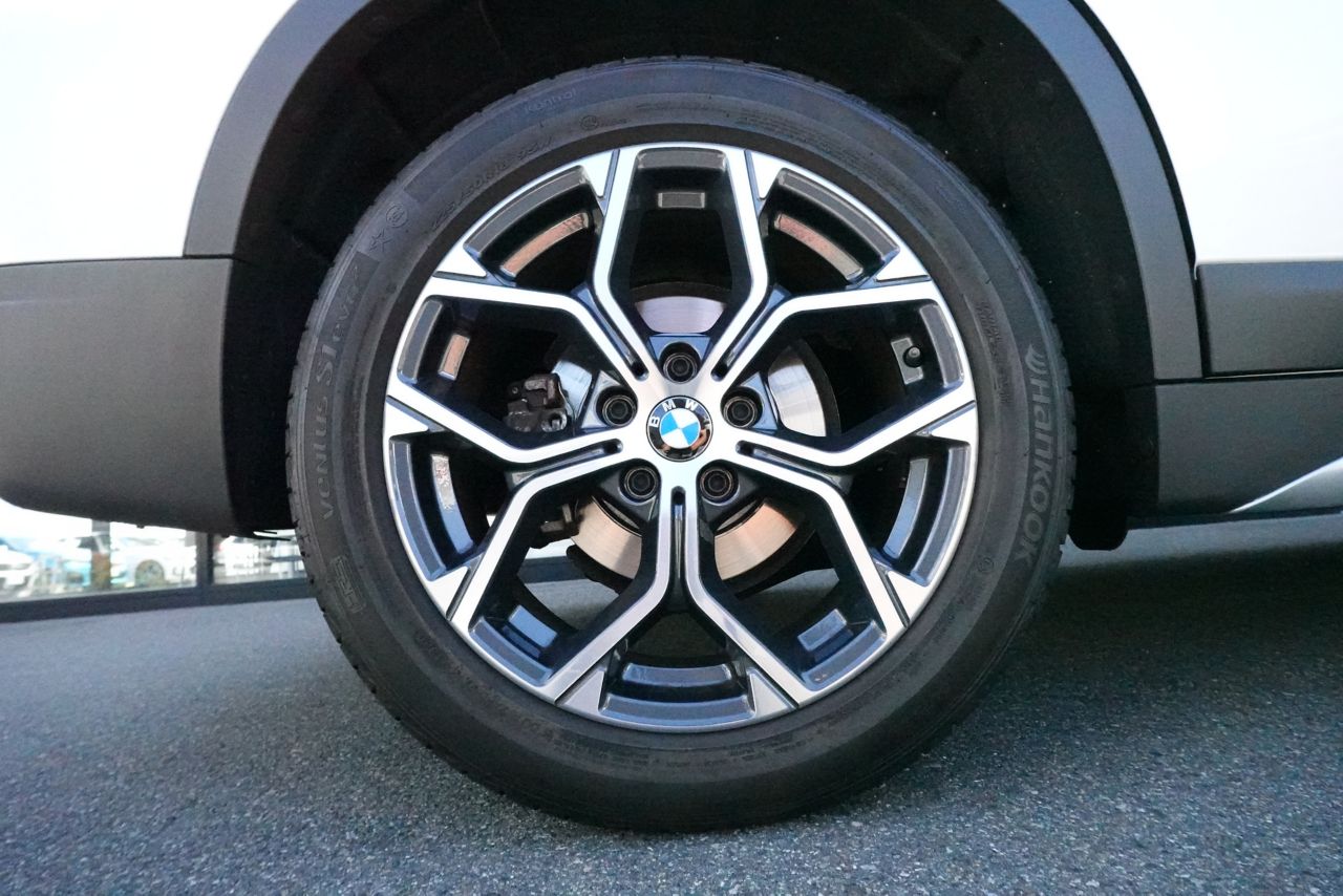 X1 sDrive18i RHD