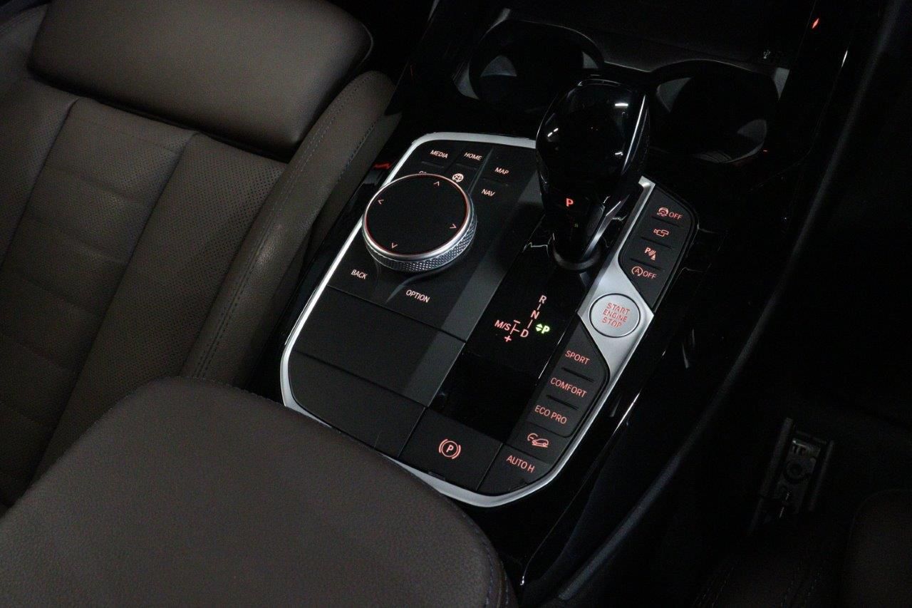 G01 X3 M40i RHD LCI ZA