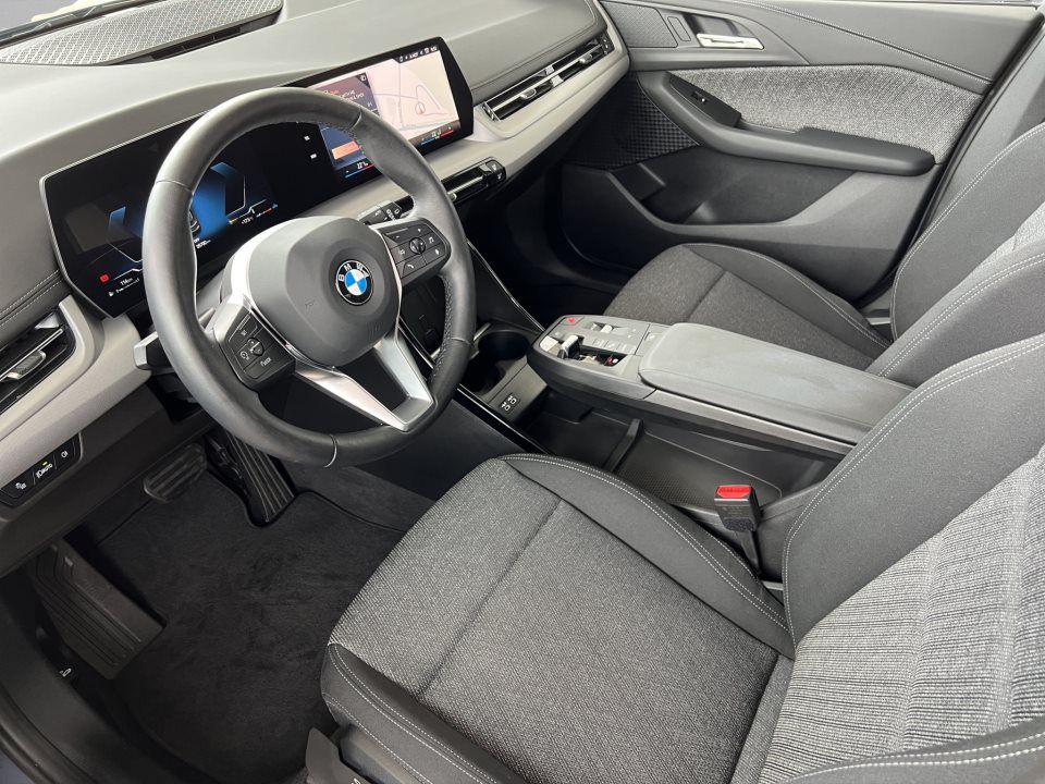 BMW 218