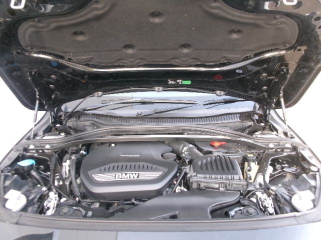 F40 118d Sports Hatch 5-door B47 2.0d