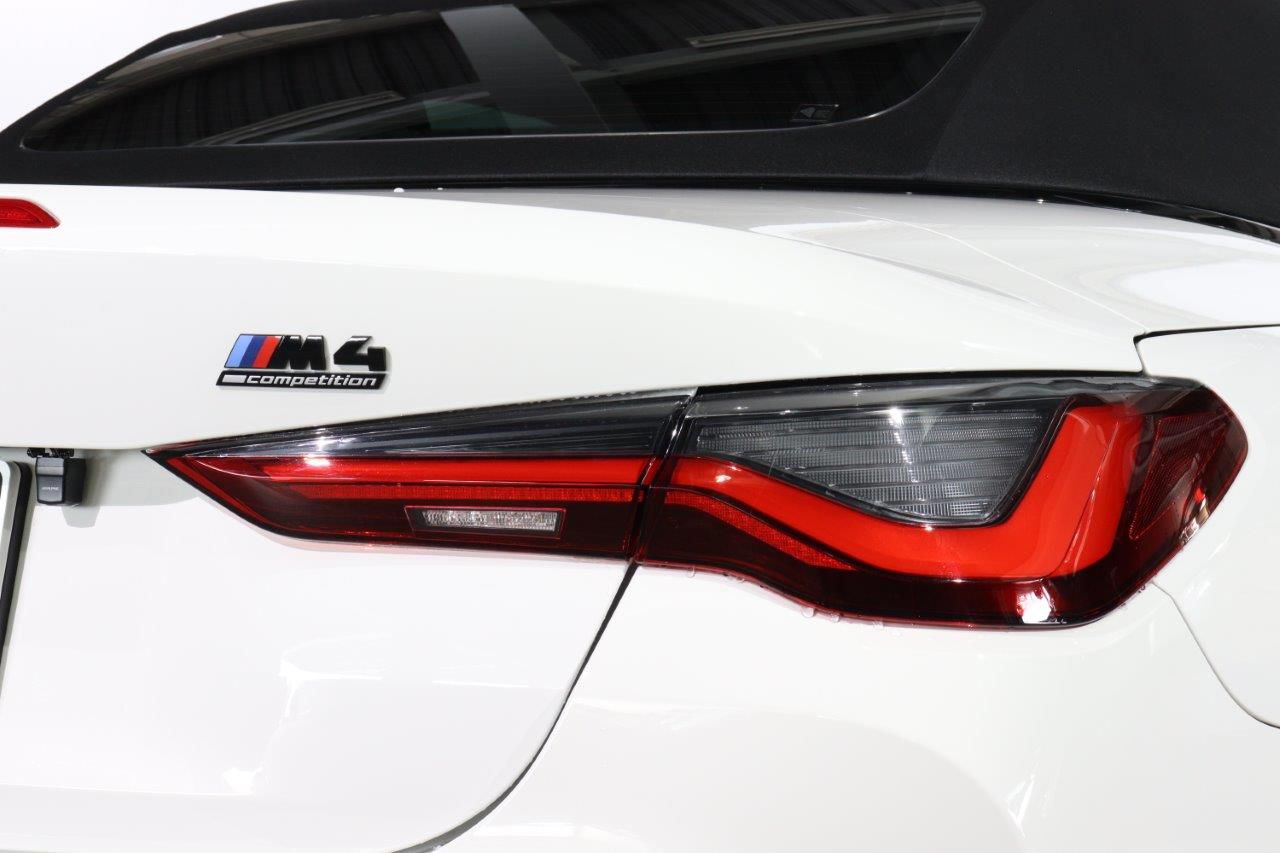 G83 M4 Competition M xDrive Competition RHD