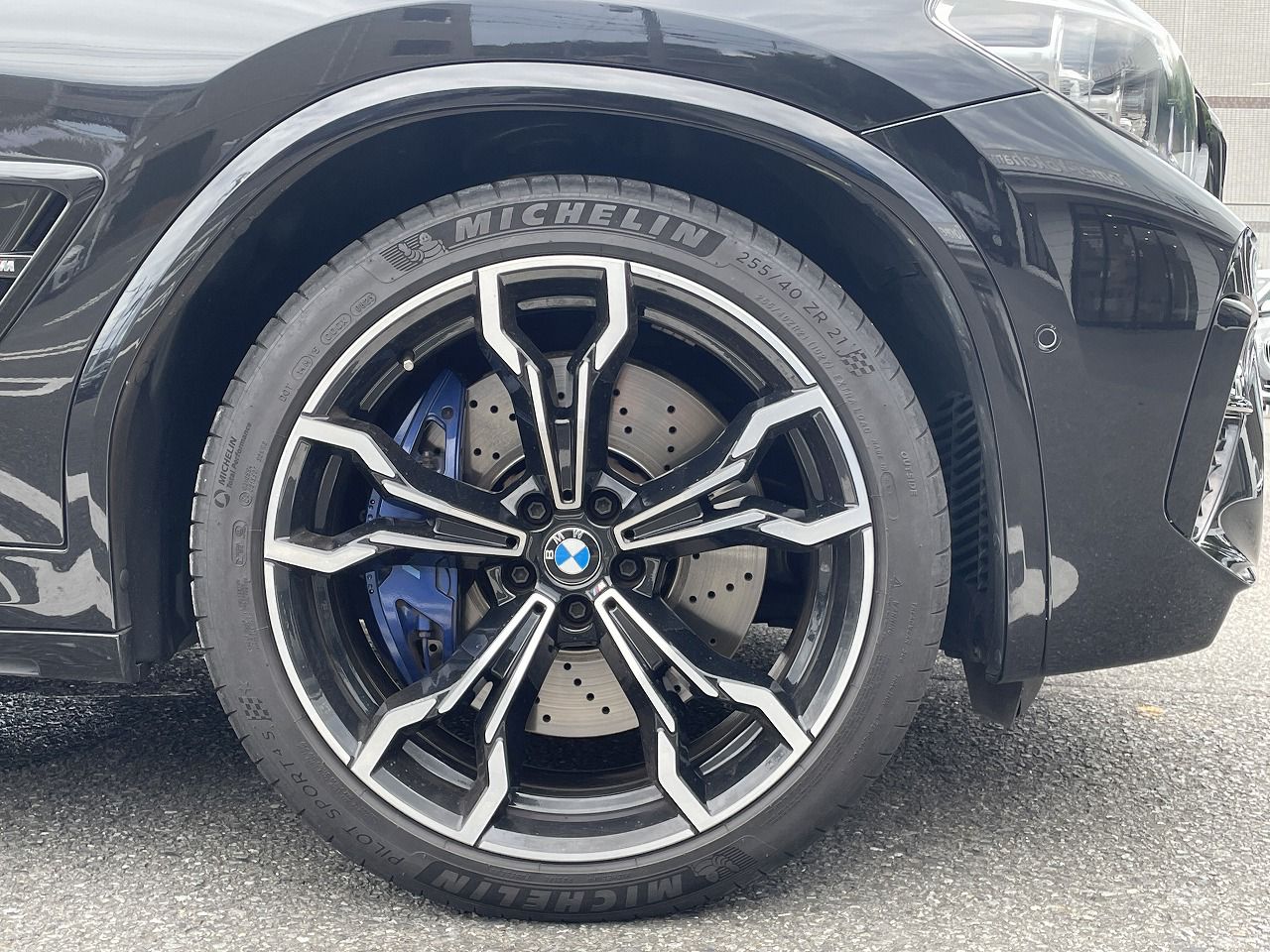 X4 M RHD
