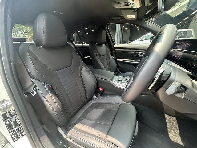 320d xDrive Berline RHD