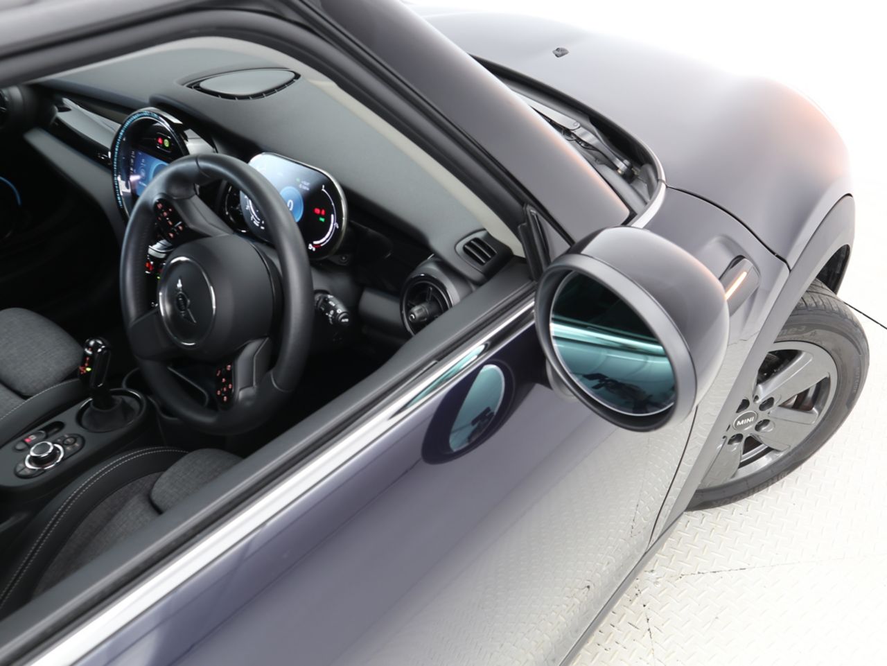 MINI Cooper F56 RHD