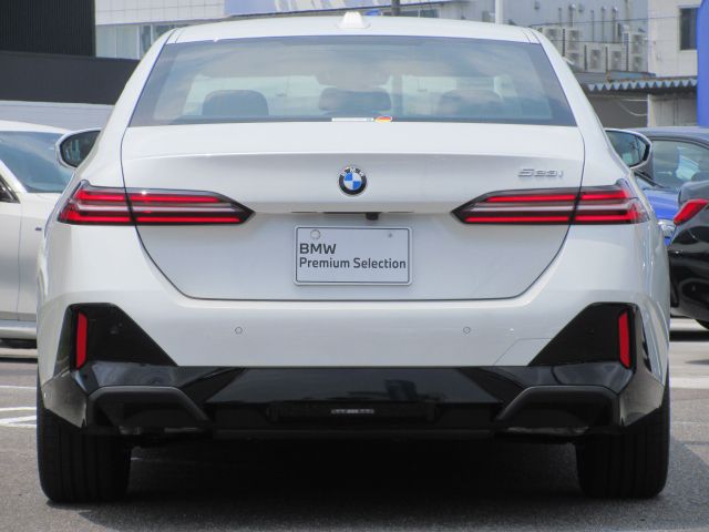 520i Sedan RHD