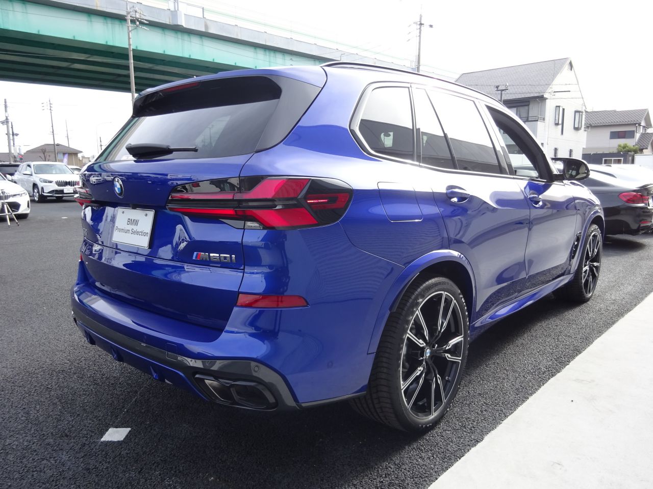 X5 M60i xDrive RHD