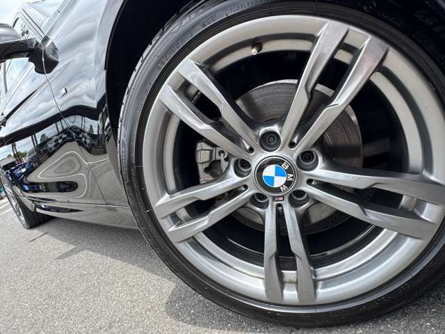 320D SEDAN RHD