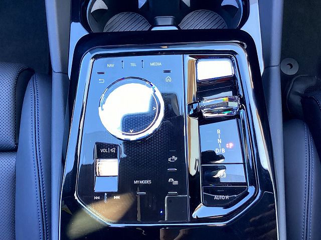 BMW i5 M60 xDrive Sedan RHD