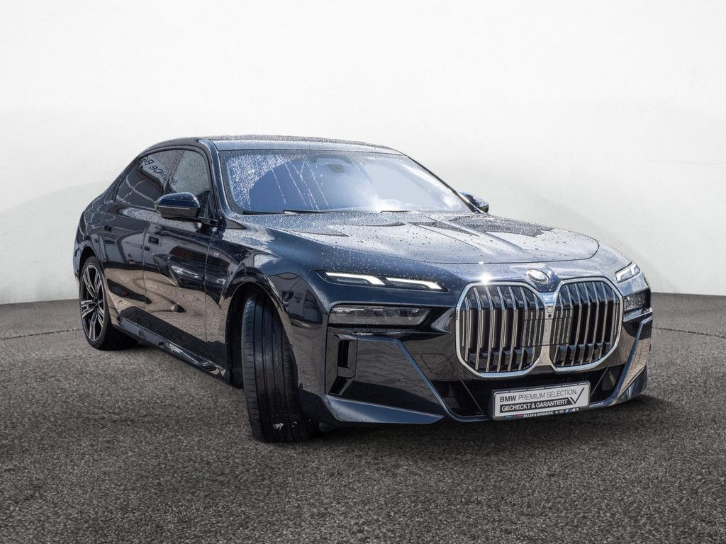 BMW 740