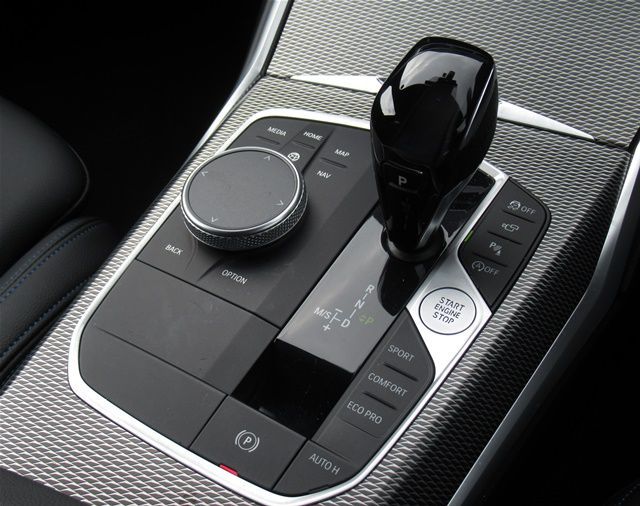 G20 320i Saloon RHD TU