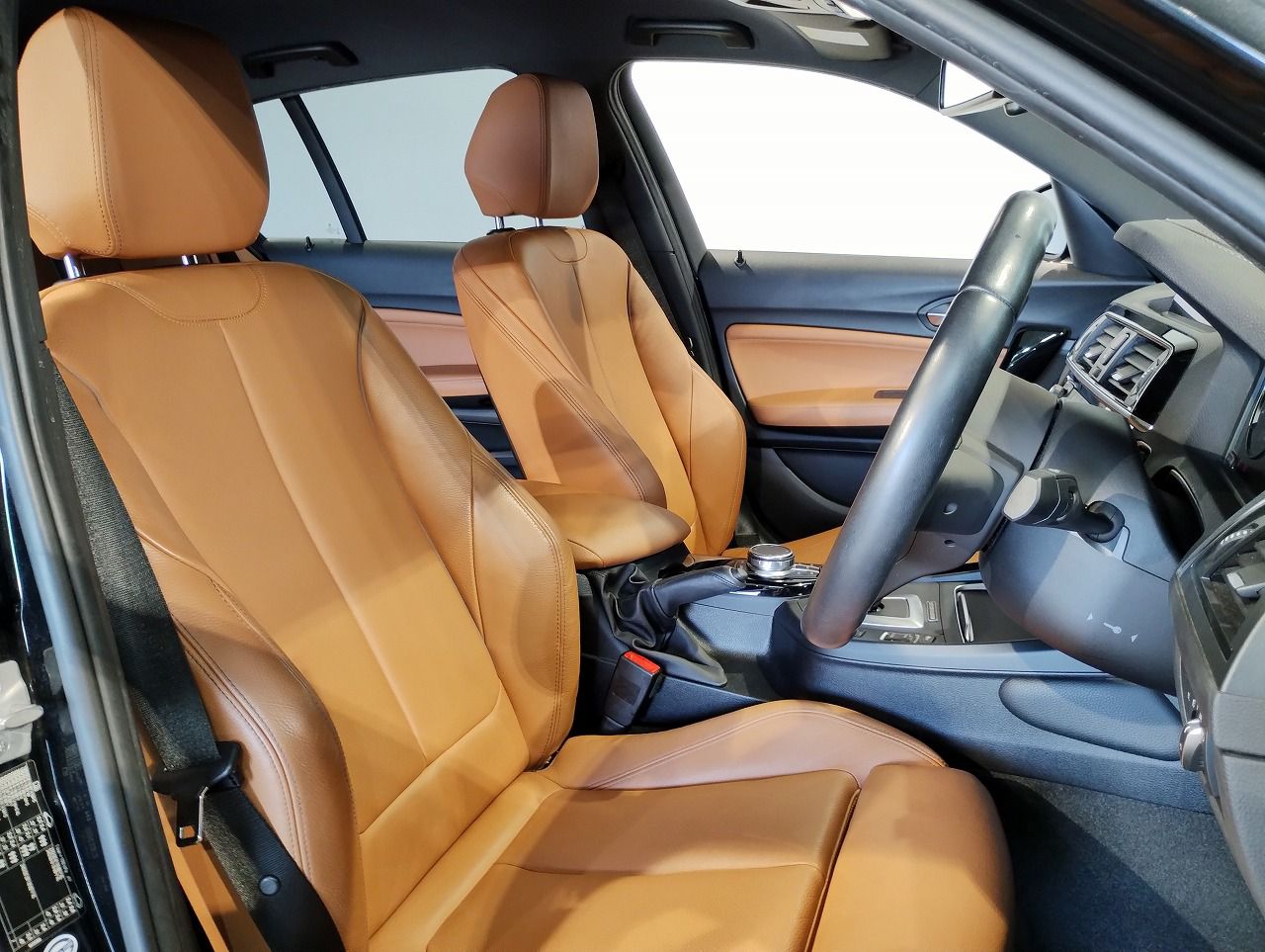 118D 5DOOR RHD