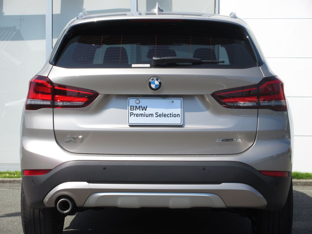 X1 sDrive18i RHD