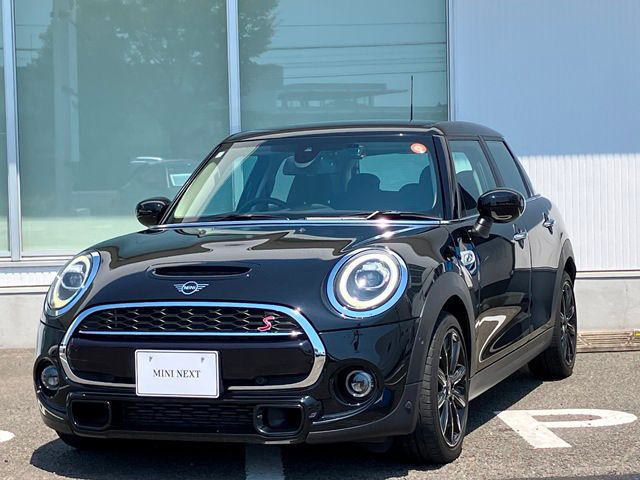 MINI COOPER SD 5 DOOR.