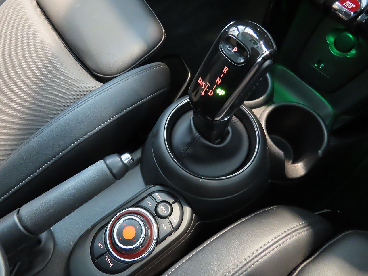 MINI F55 Cooper D 5dr Hatch LCI
