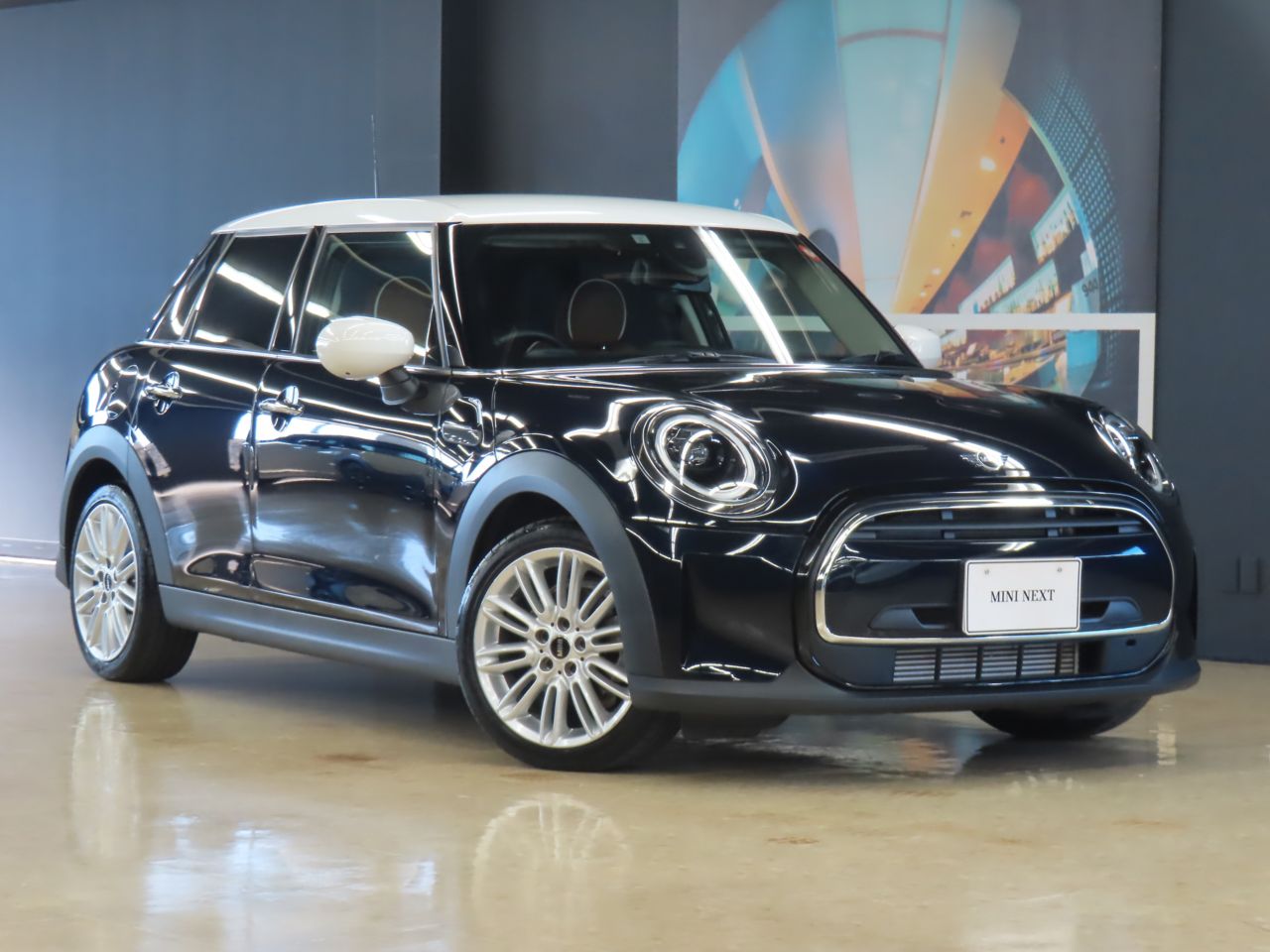 MINI COOPER D 5 DOOR.