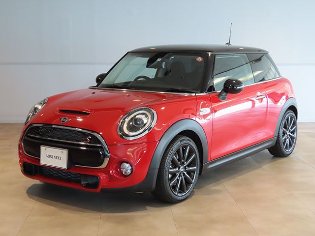 F56 CS