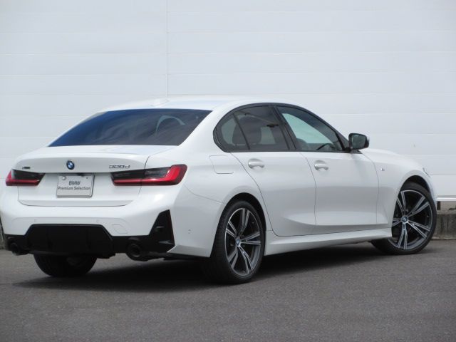 320d xDrive Berline RHD