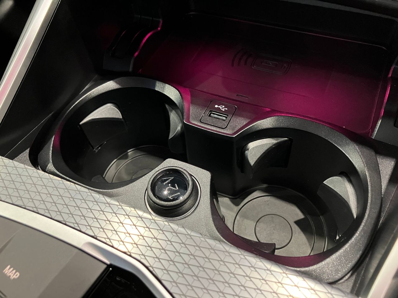 G20 320i Saloon LCI RHD MX