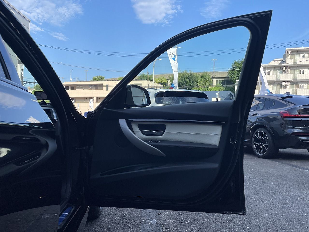 330E IPERFORMANCE SEDAN RHD