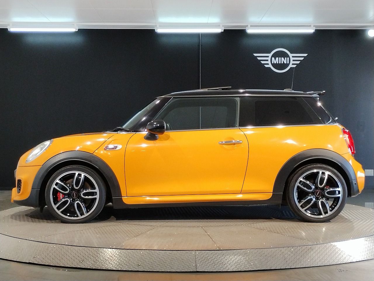 F56 MINI JOHN COOPER WORKS
