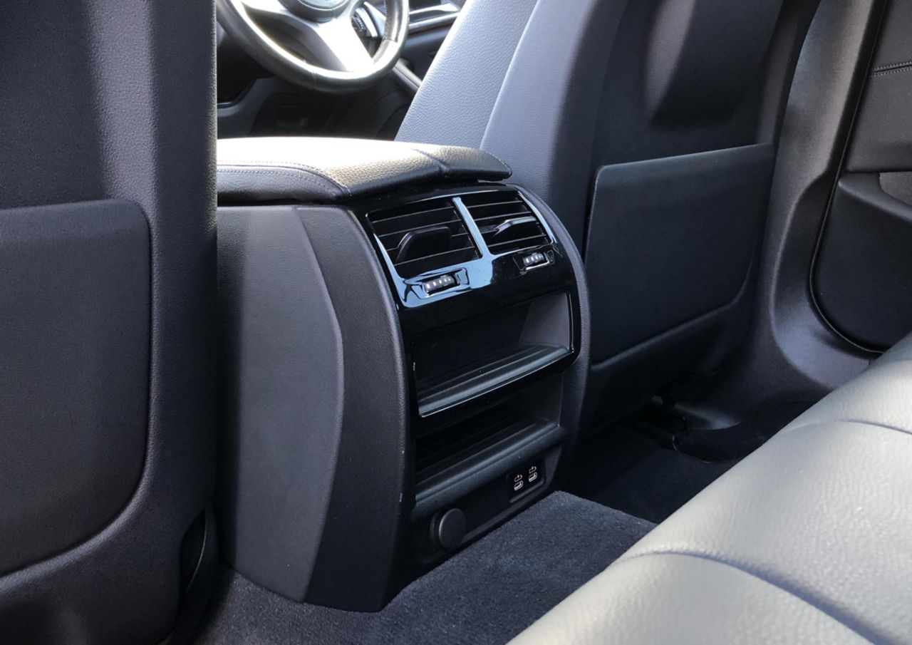 520d xDrive Sedan RHD