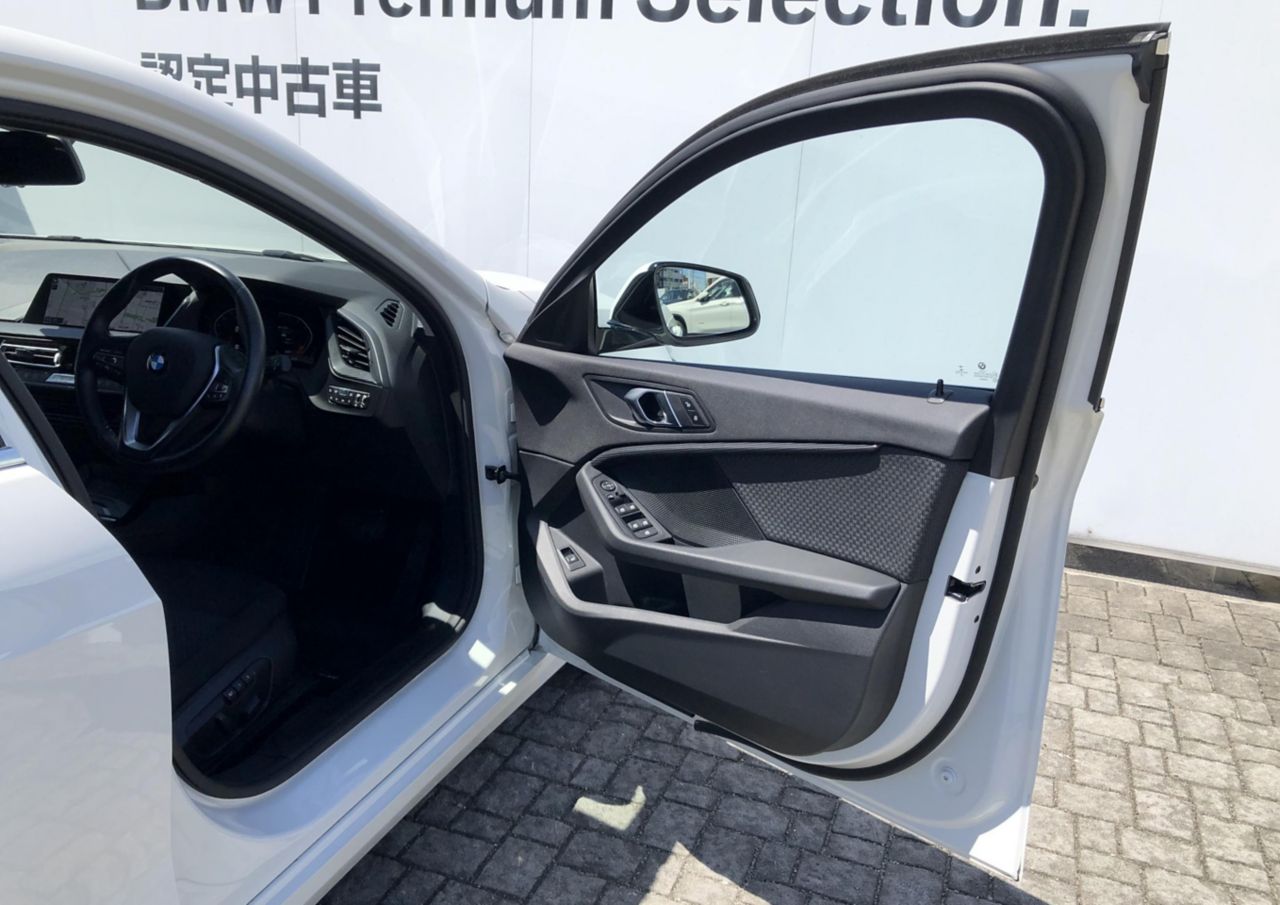 F40 118d Sports Hatch 5-door B47 2.0d