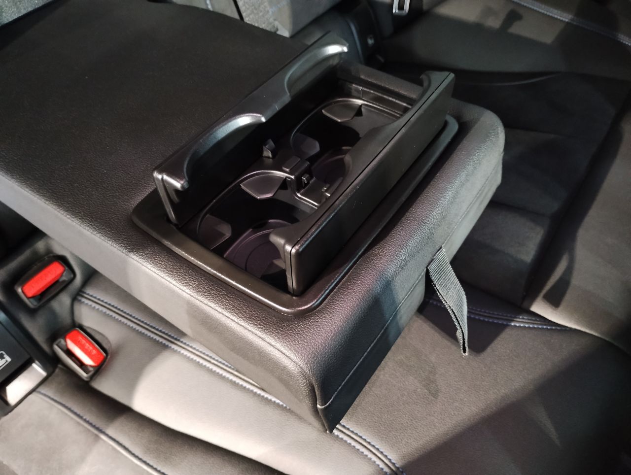 G26 420d xDrive Gran Coupe RHD