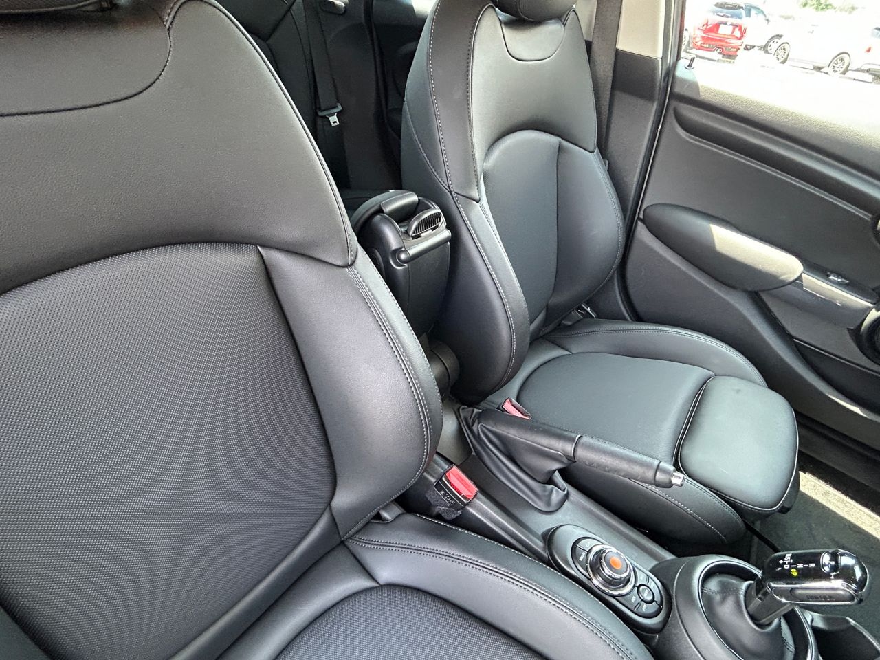 MINI F55 Cooper D 5dr Hatch LCI