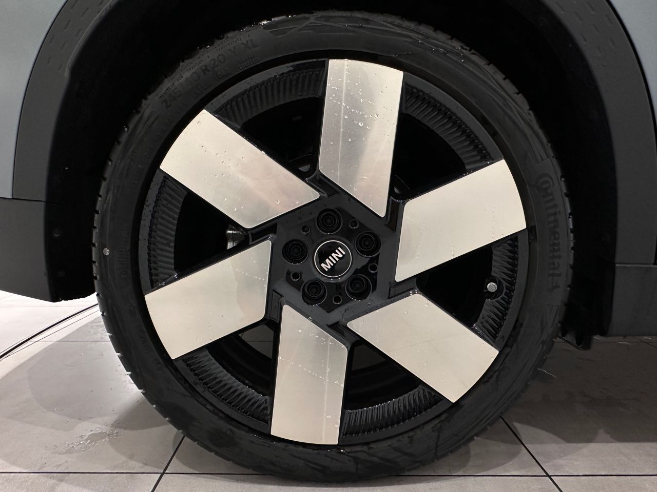 U25 MINI Countryman SE ALL4