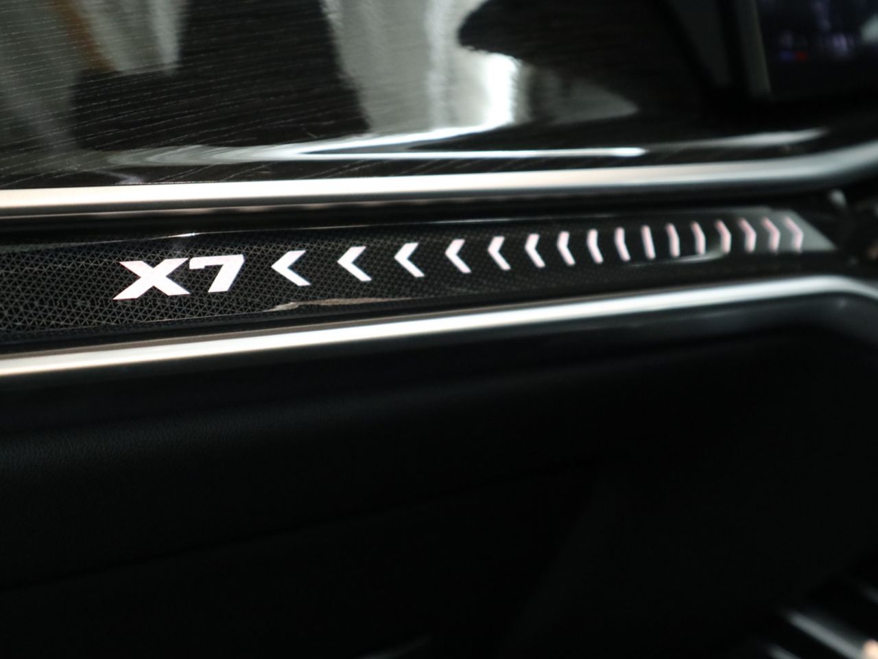 X7 xDrive40d RHD US