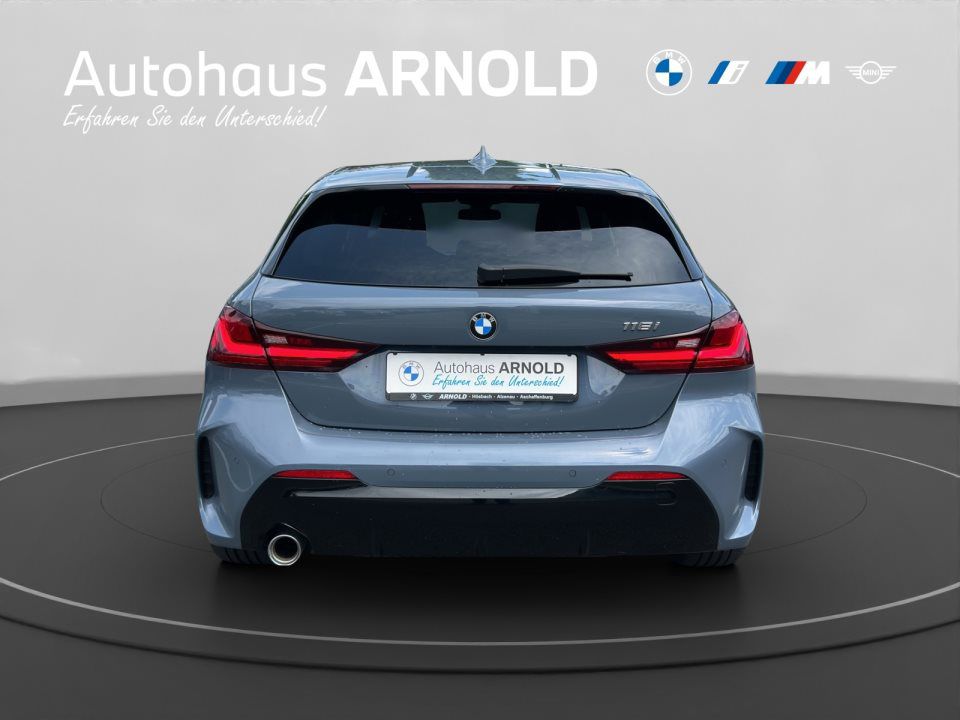 BMW 118