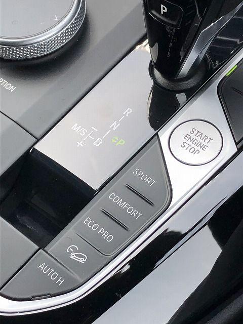 G01 X3 M40d RHD LCI