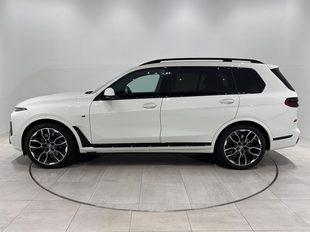 X7 xDrive40d RHD US