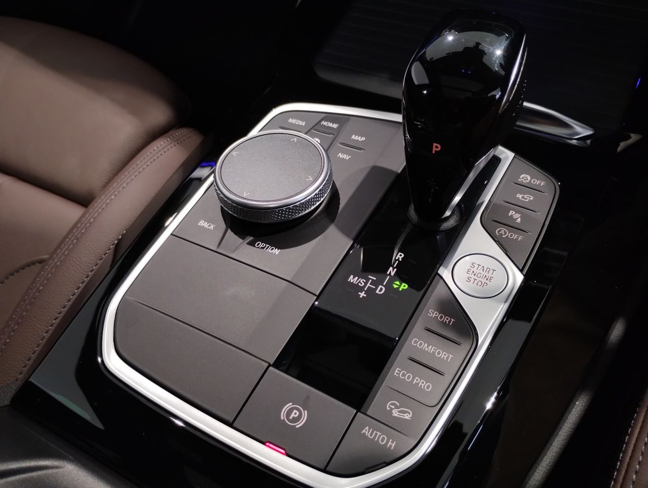 G01 X3 M40i RHD LCI ZA