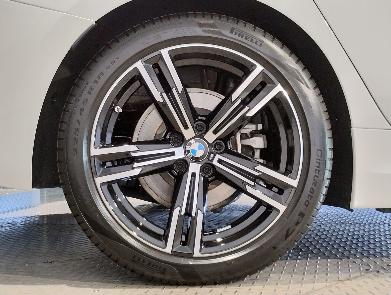 320d xDrive Berline RHD