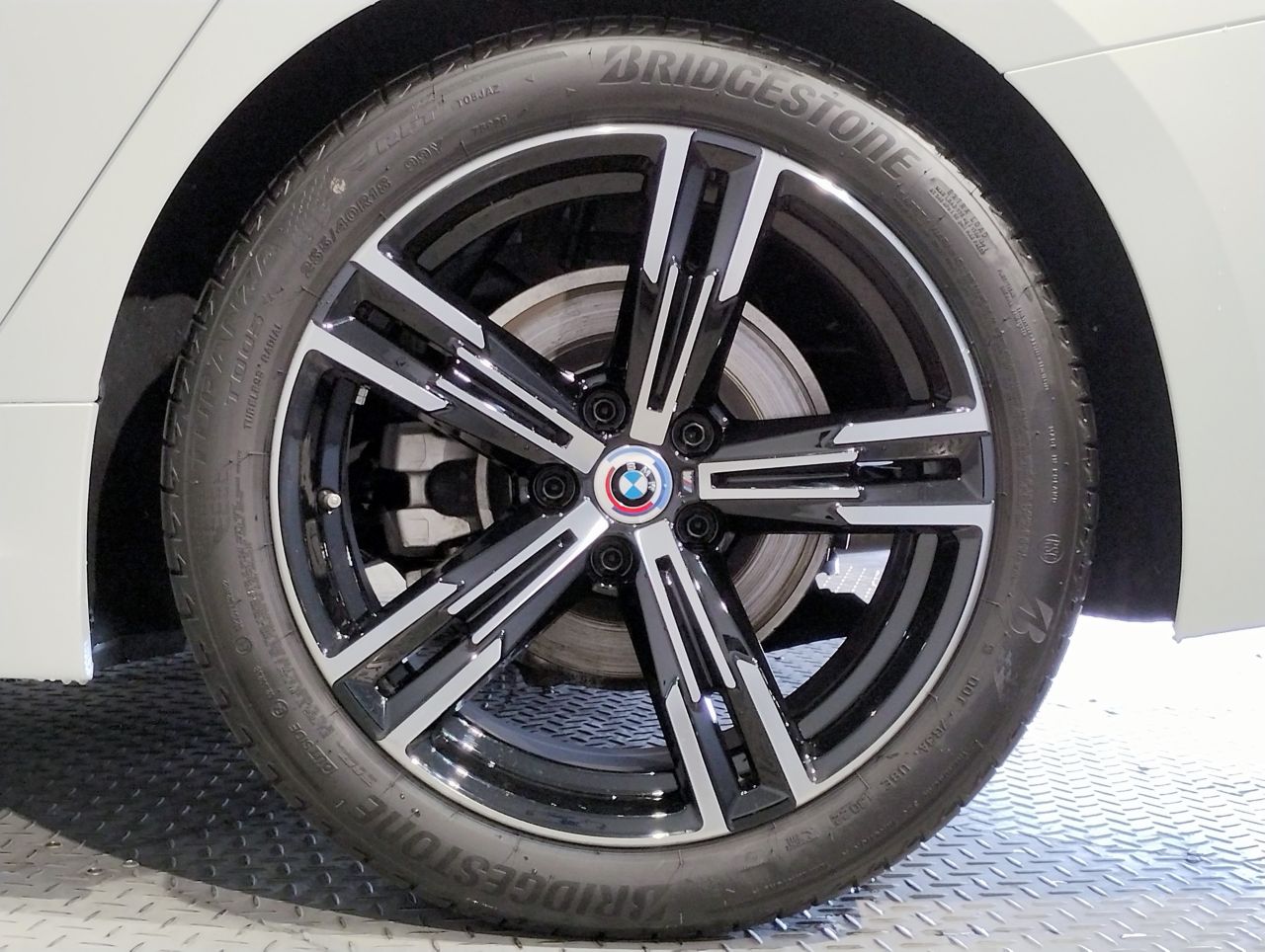 320d xDrive Berline RHD