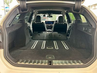 318i Touring RHD