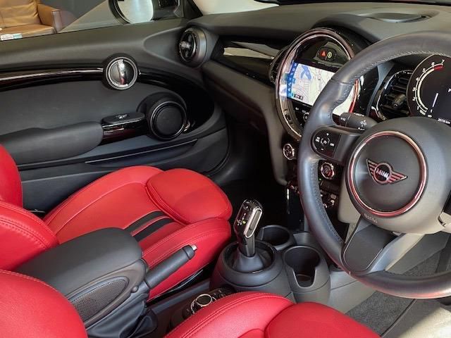 MINI One Hatch RHD F56