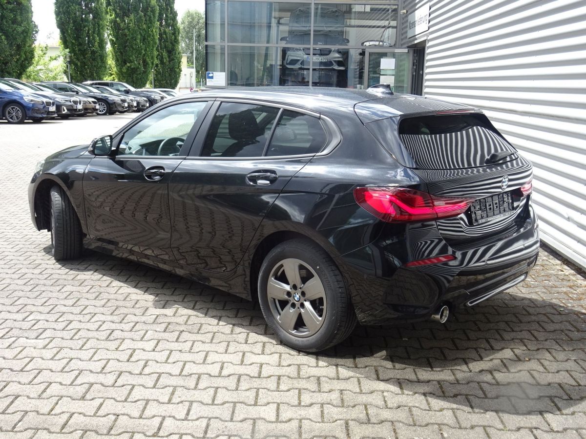 BMW 118