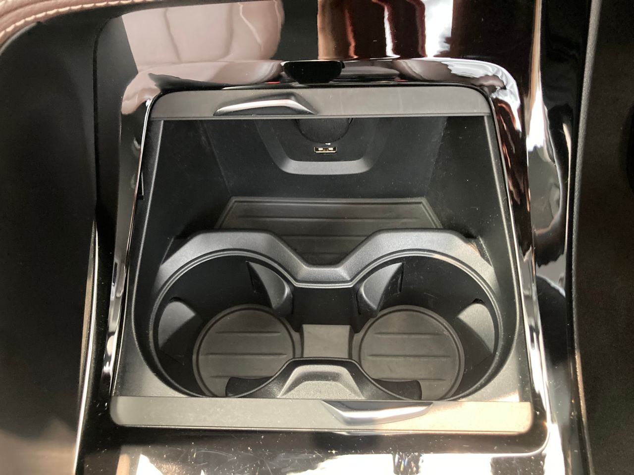 F48 X1 xDrive18d B47 2.0d LCI