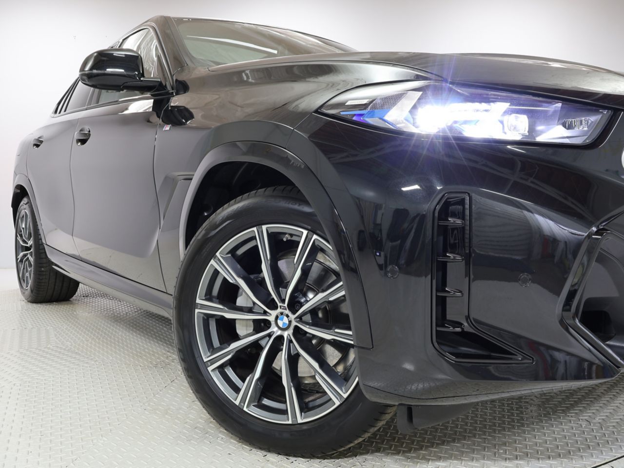 X6 xDrive30d M Sport RHD