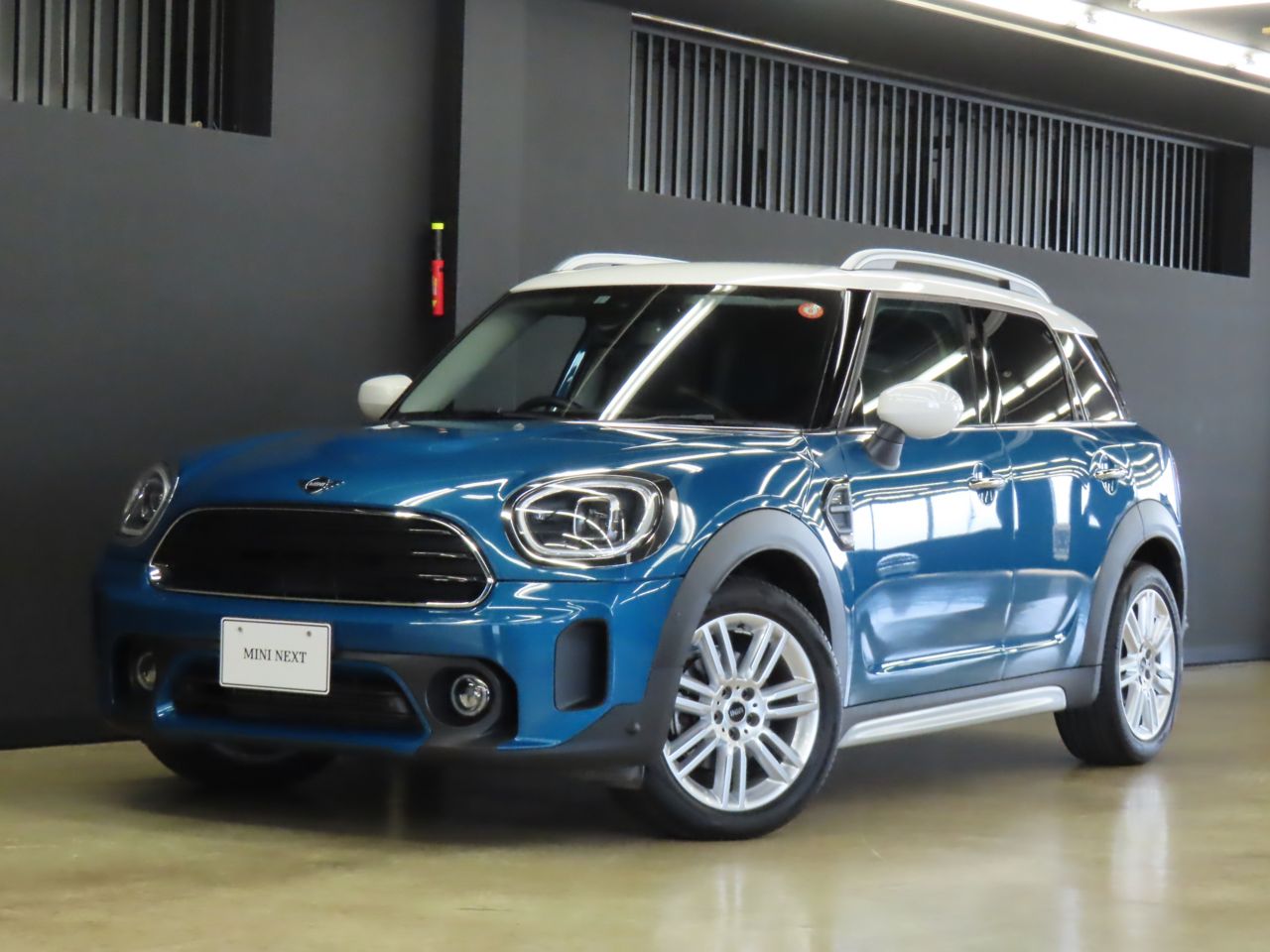 MINI COOPER D CROSSOVER.